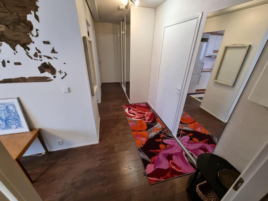 Valoisa Huoneisto Jossa Erinomaiset Vuoteet. Mikkeli Exteriér fotografie